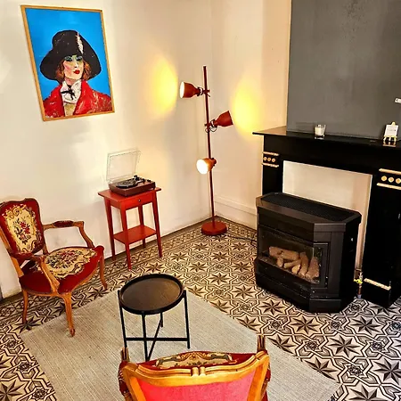 Saxonia Apartment *